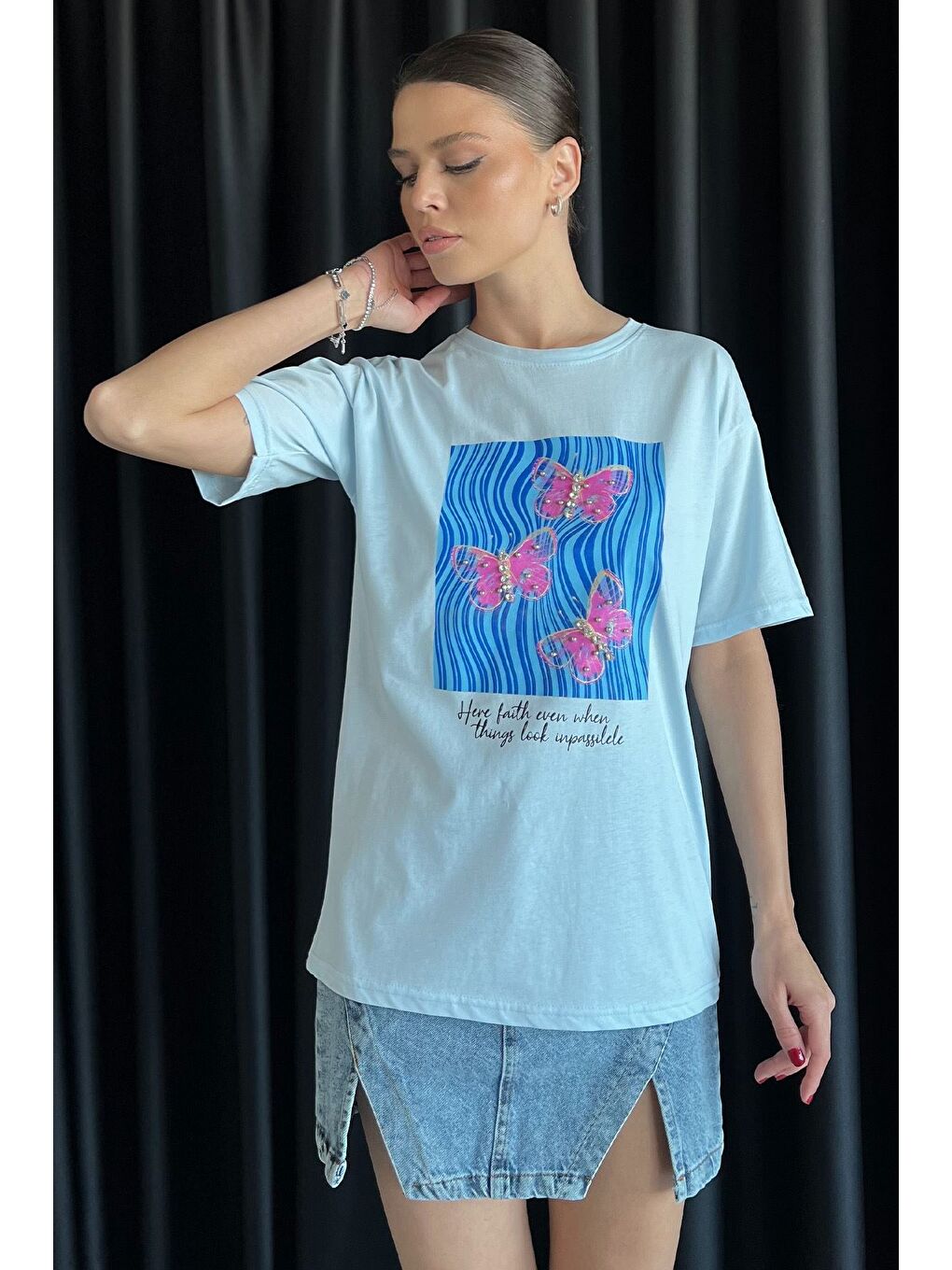 Mavi Kadın Bisiklet Yaka Baskılı Taş İşlemeli Tişört-1