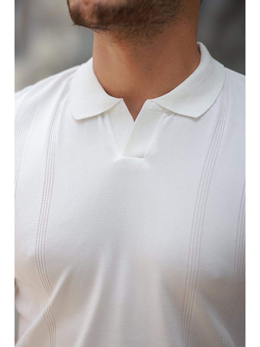 Beyaz Erkek Hemşire Yaka Kısa Kollu Tişört-2