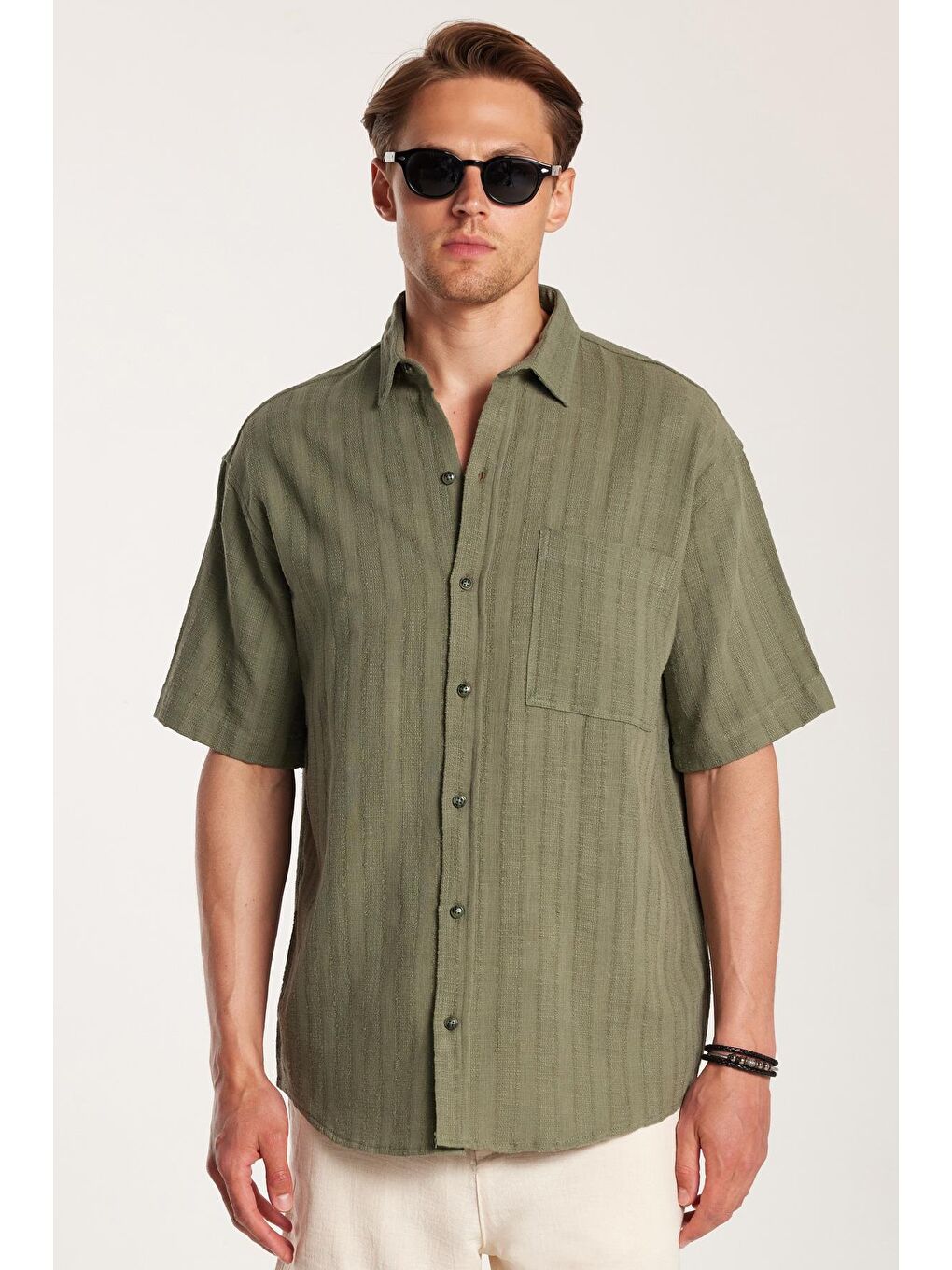 Erkek Relax Fit Premium Seri Pamuklu Keten Kısa Kollu Cepli Spor Yaka Haki Gömlek-3