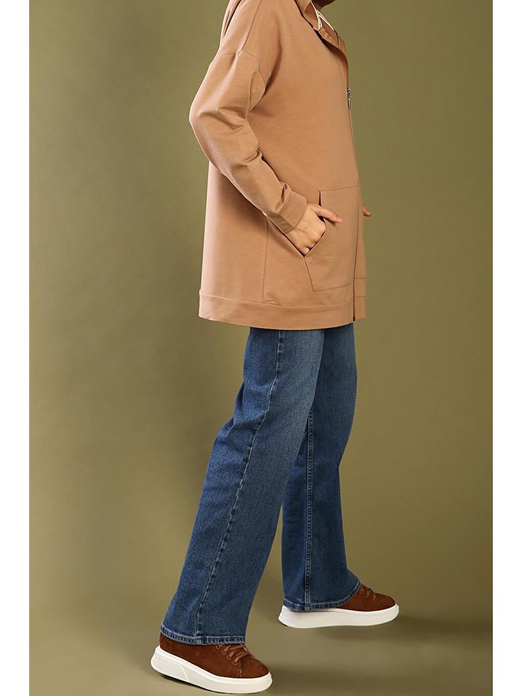 Kahverengi Bisküvi Kapüşonlu Fermuarlı Sweat Hırka