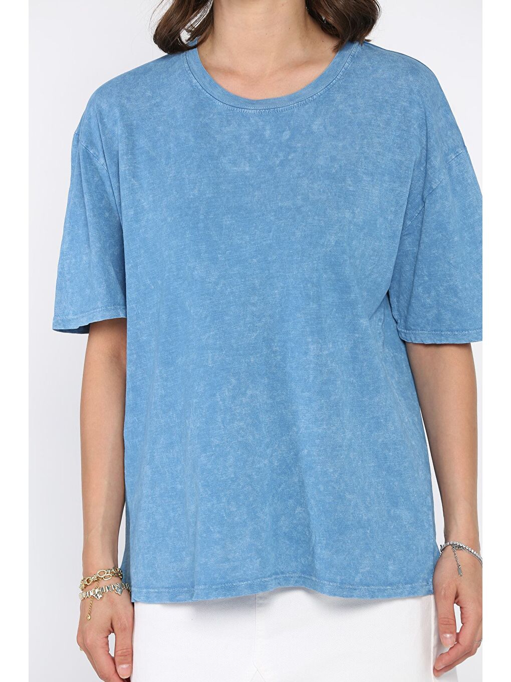 İndigo Kadın Bisiklet Yaka Oversize Tişört-3