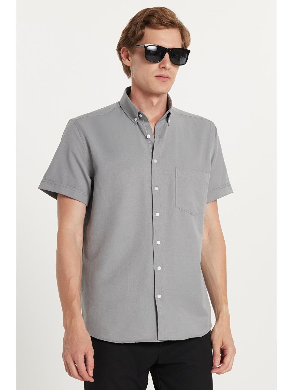 Erkek Klasik Regular Fit Rahat Kesim Düğmeli Spor Yaka Oxford Pamuklu Kısa Kol Gri Gömlek-3