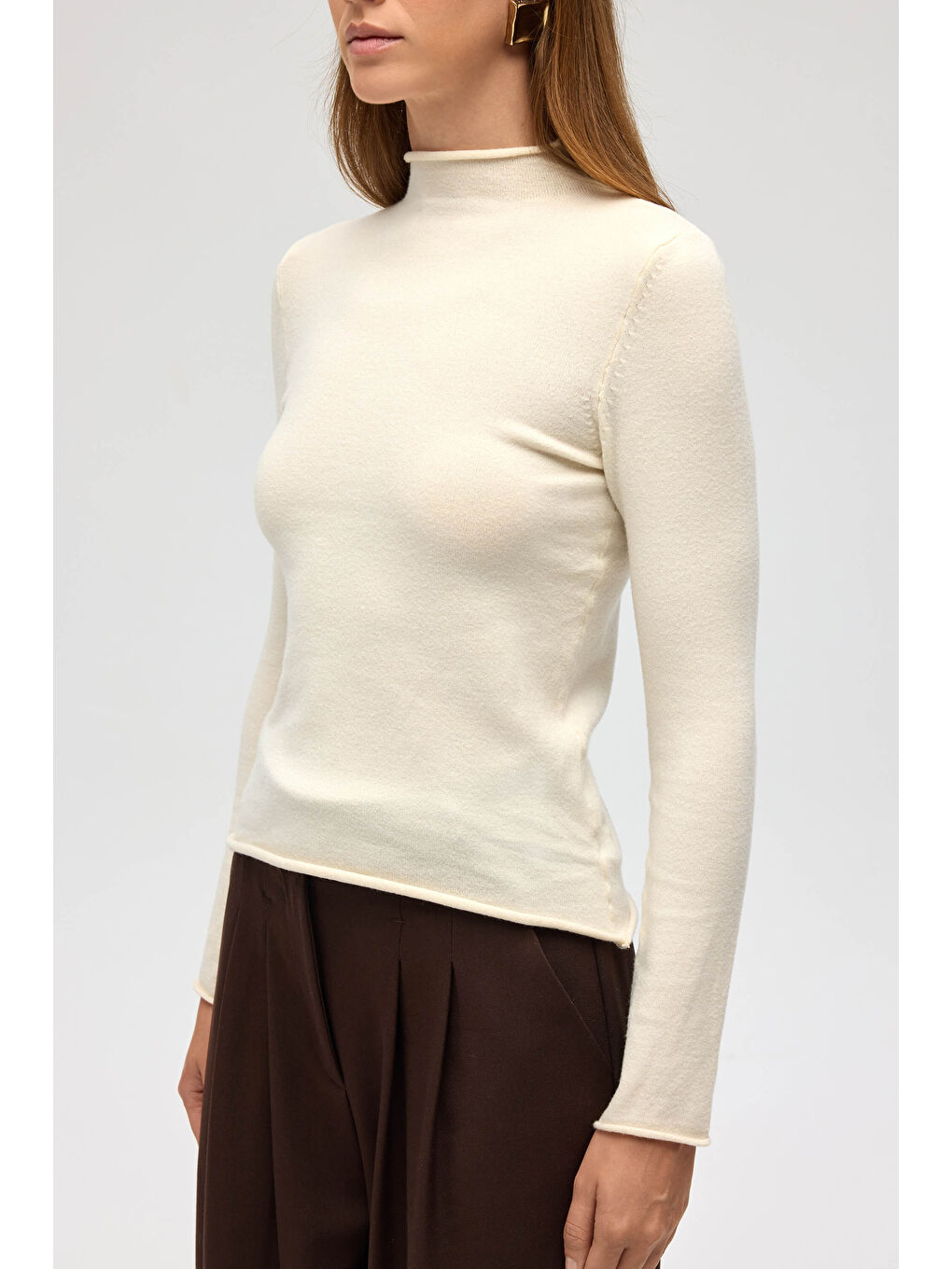 Serina Balıkçı Yaka Bej İnce Triko-3