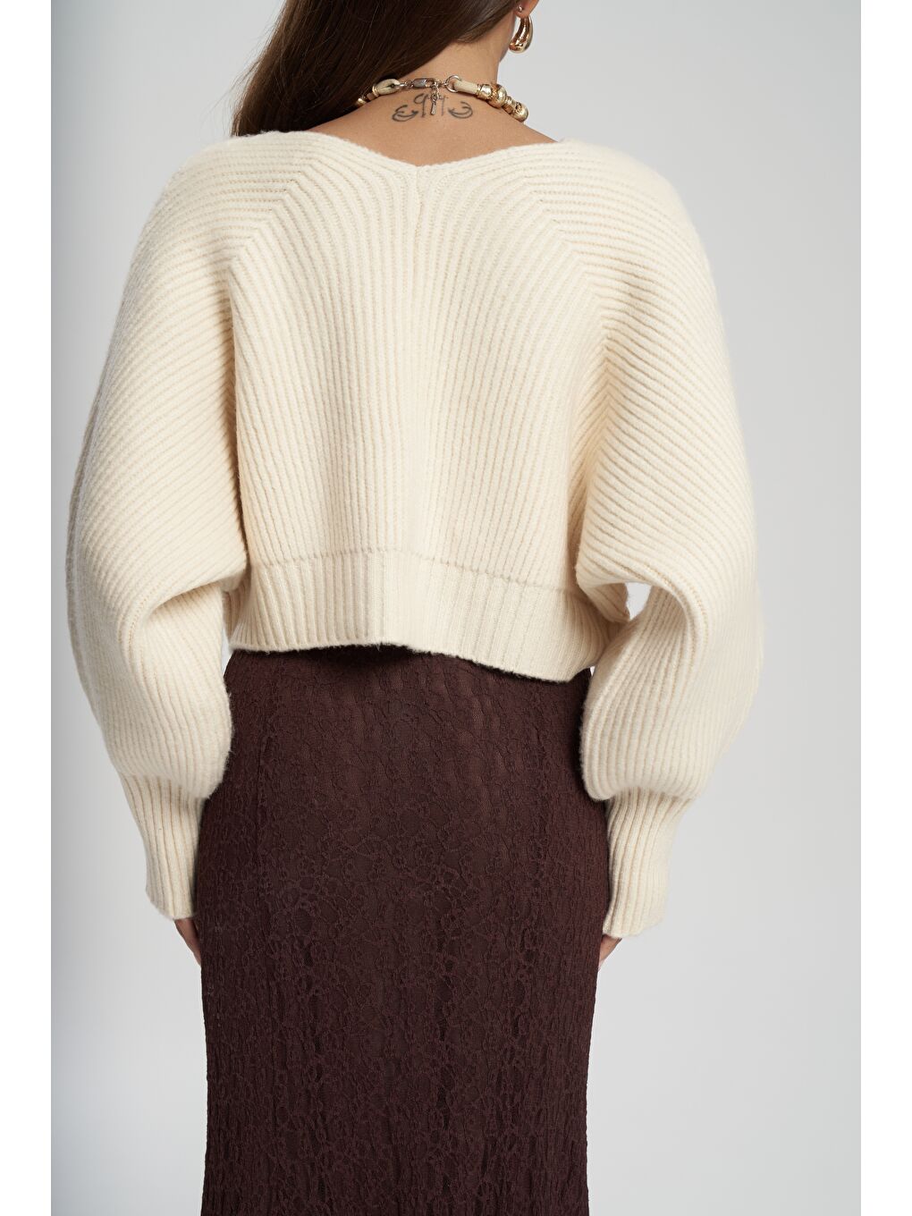 Luna Metal Detay Bej Kısa Triko Hırka-7