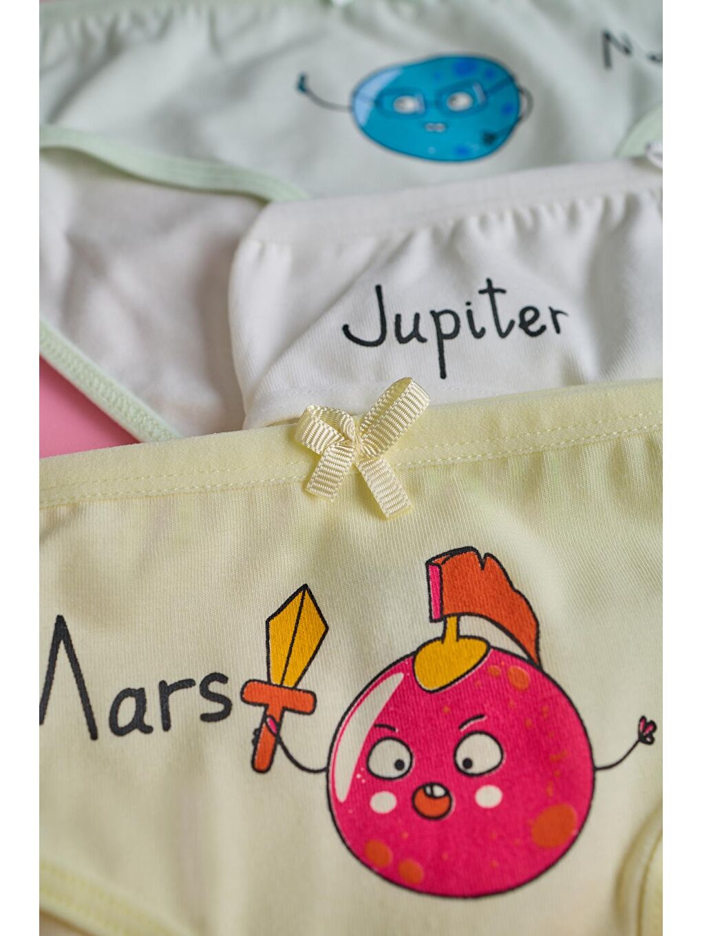 Karışık Kız Çocuk 5 Li Paket Renkli Slip Külot Sevimli Gezegenler Çok Renkli-1