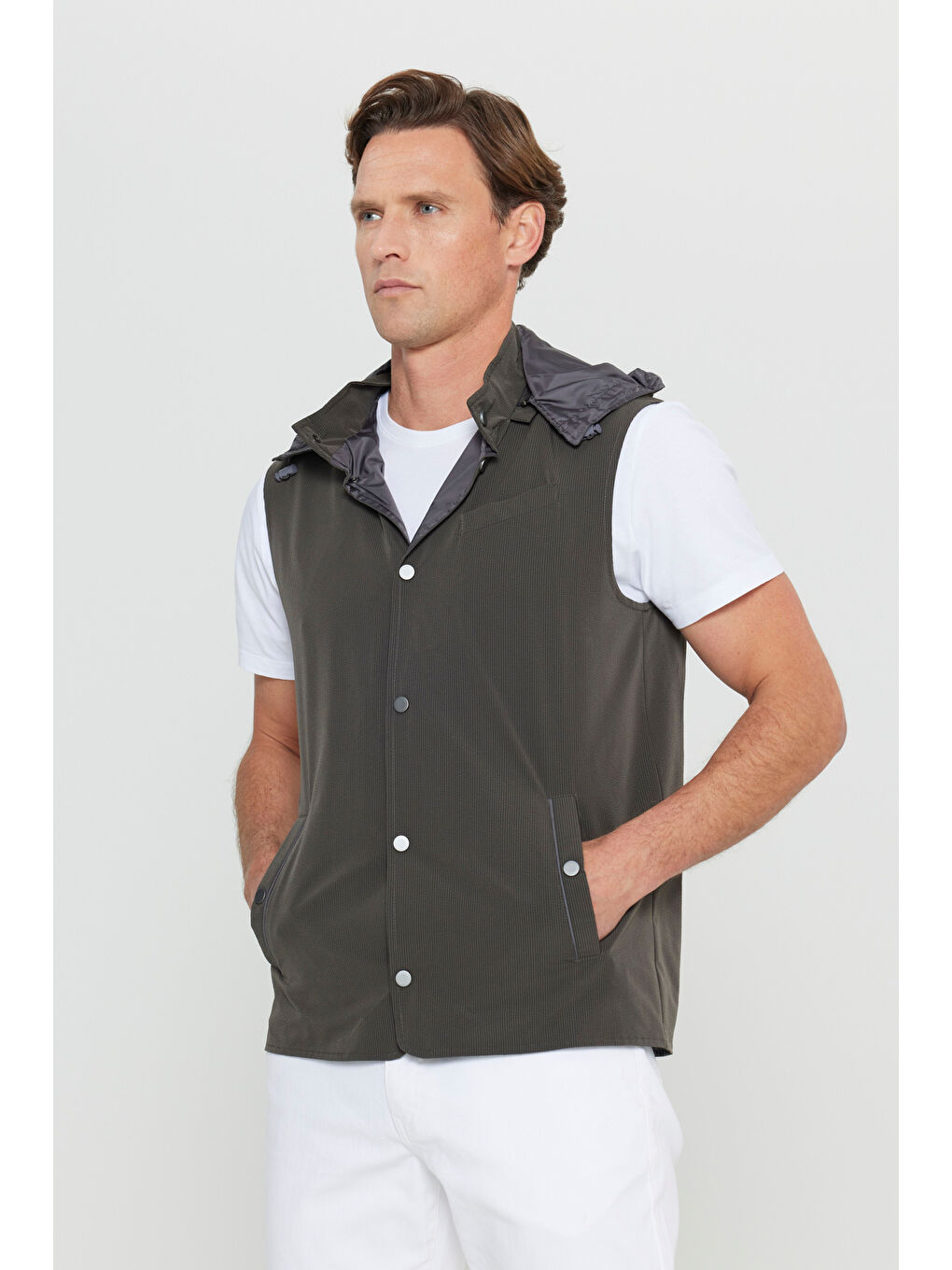 Erkek Haki Standart Fit Normal Kesim Desenli Yelek-2