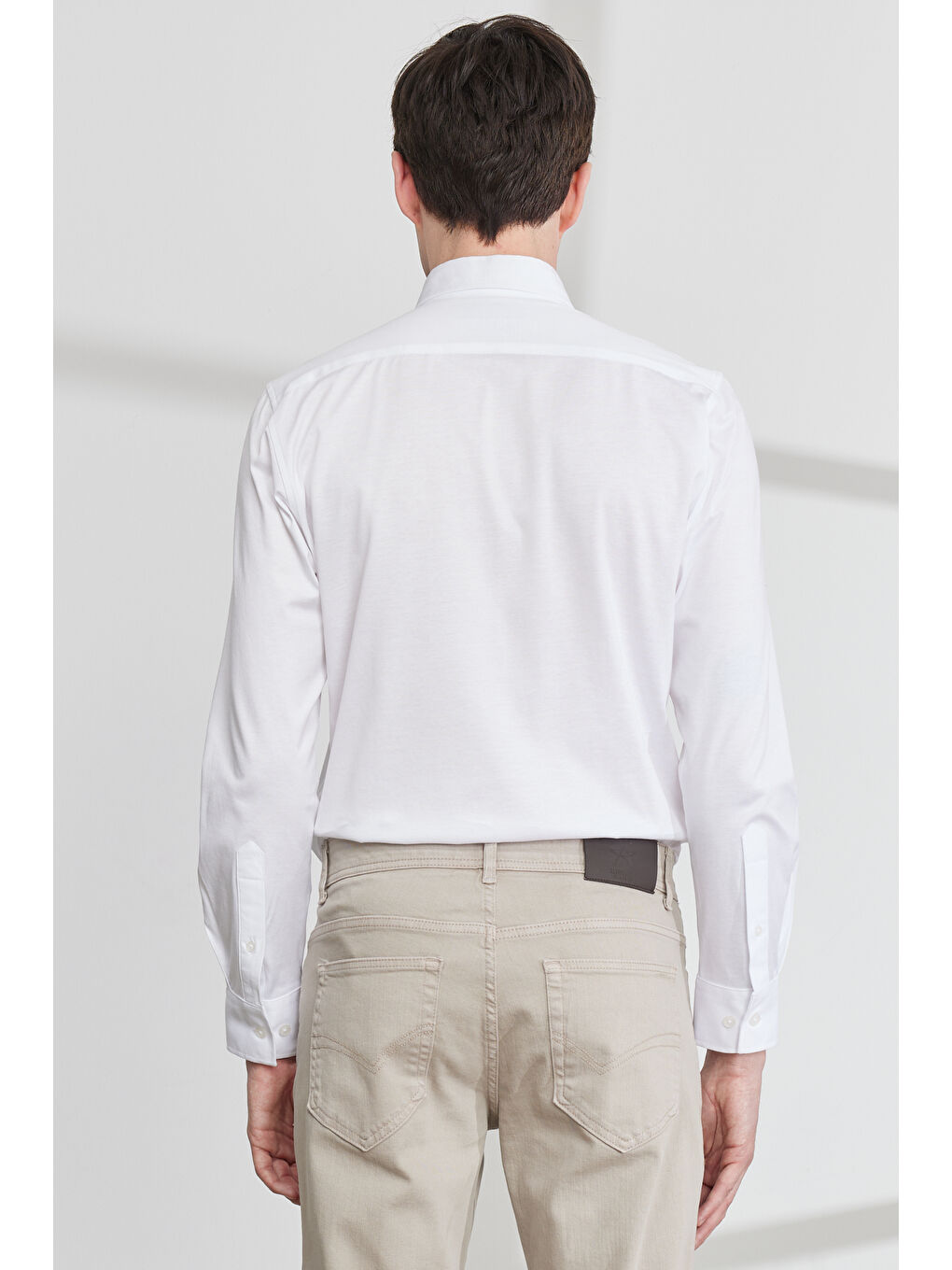 Erkek Beyaz Slim Fit Dar Kesim Gizli Düğme Yaka %100 Pamuk Gömlek-4