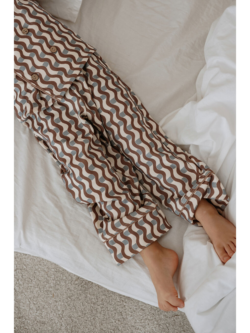 Kahverengi Dalga Desenli Yaka Detaylı Çocuk Pijama Takımı-5