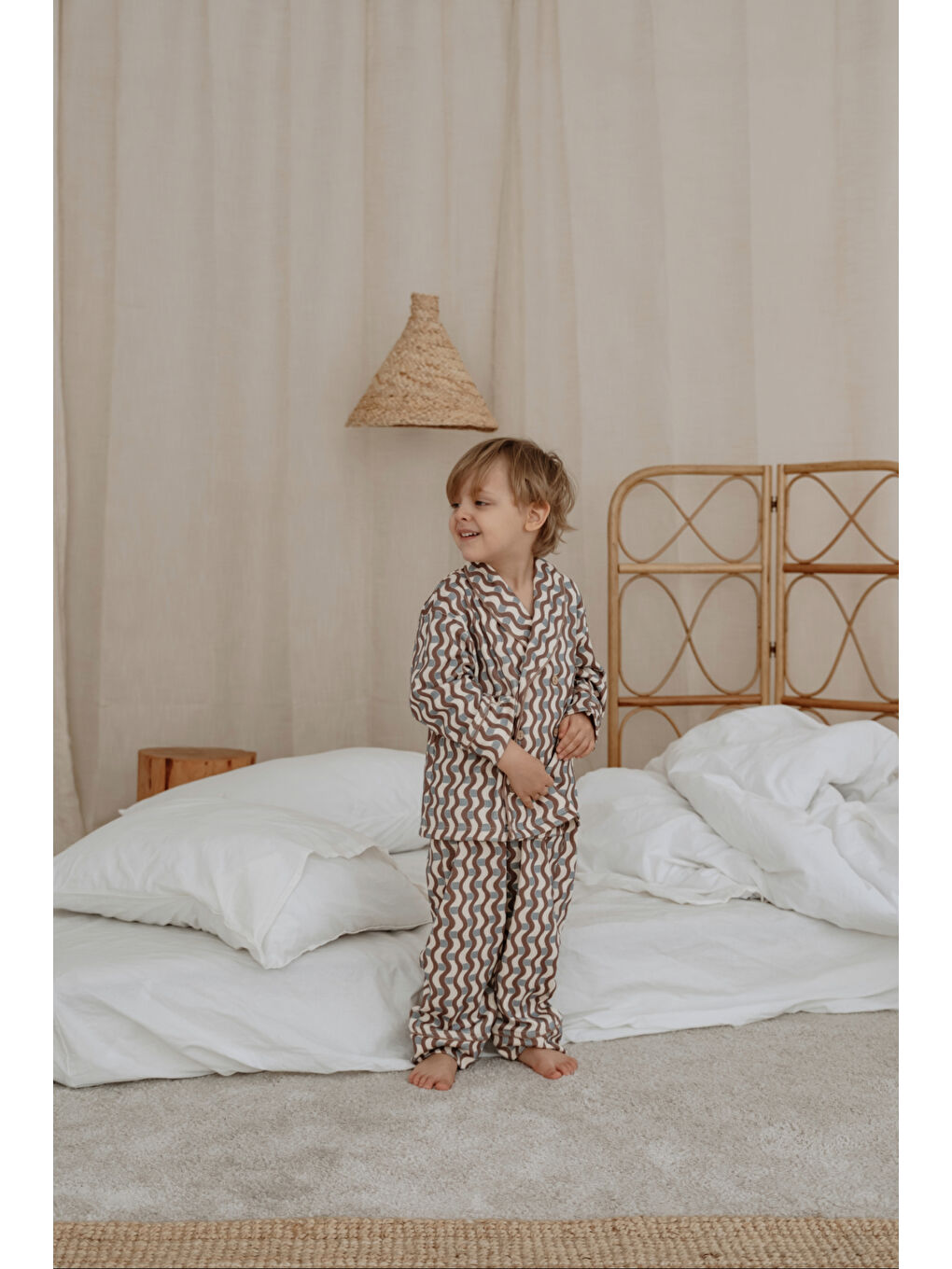 Kahverengi Dalga Desenli Yaka Detaylı Çocuk Pijama Takımı-6