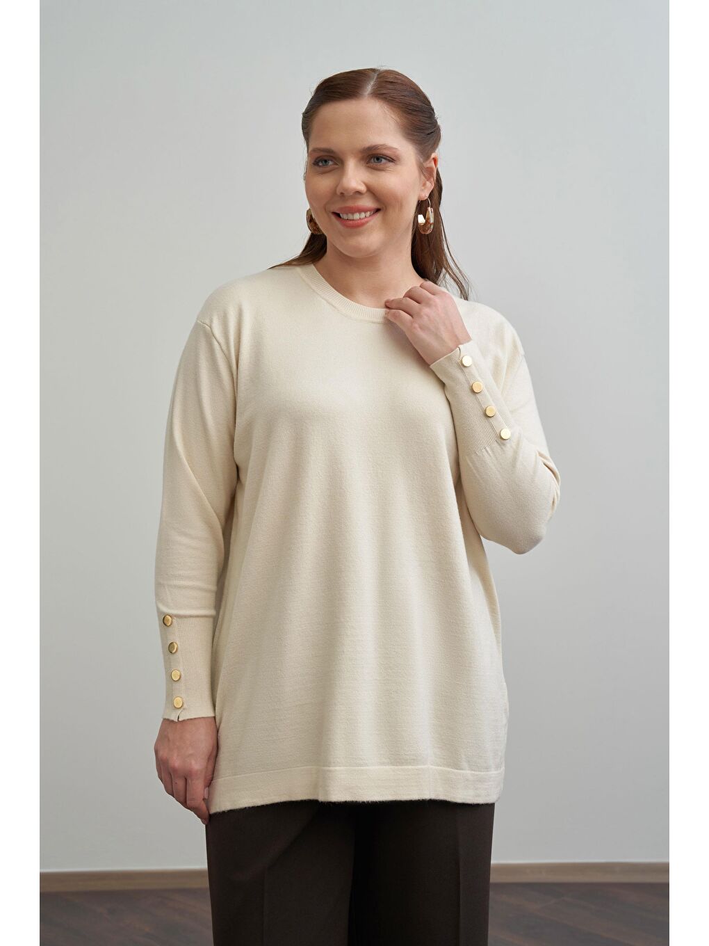 Bej-Manşeti Gold Dügmeli Büyük Beden Kazak-4