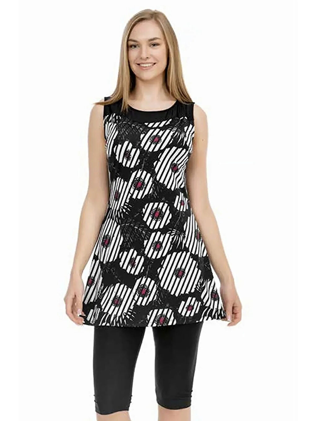 Kadın Siyah Kolsuz Beyaz Çiçek Desenli Yarı Kapalı Taytlı Mayo HZL25S-AR159/516