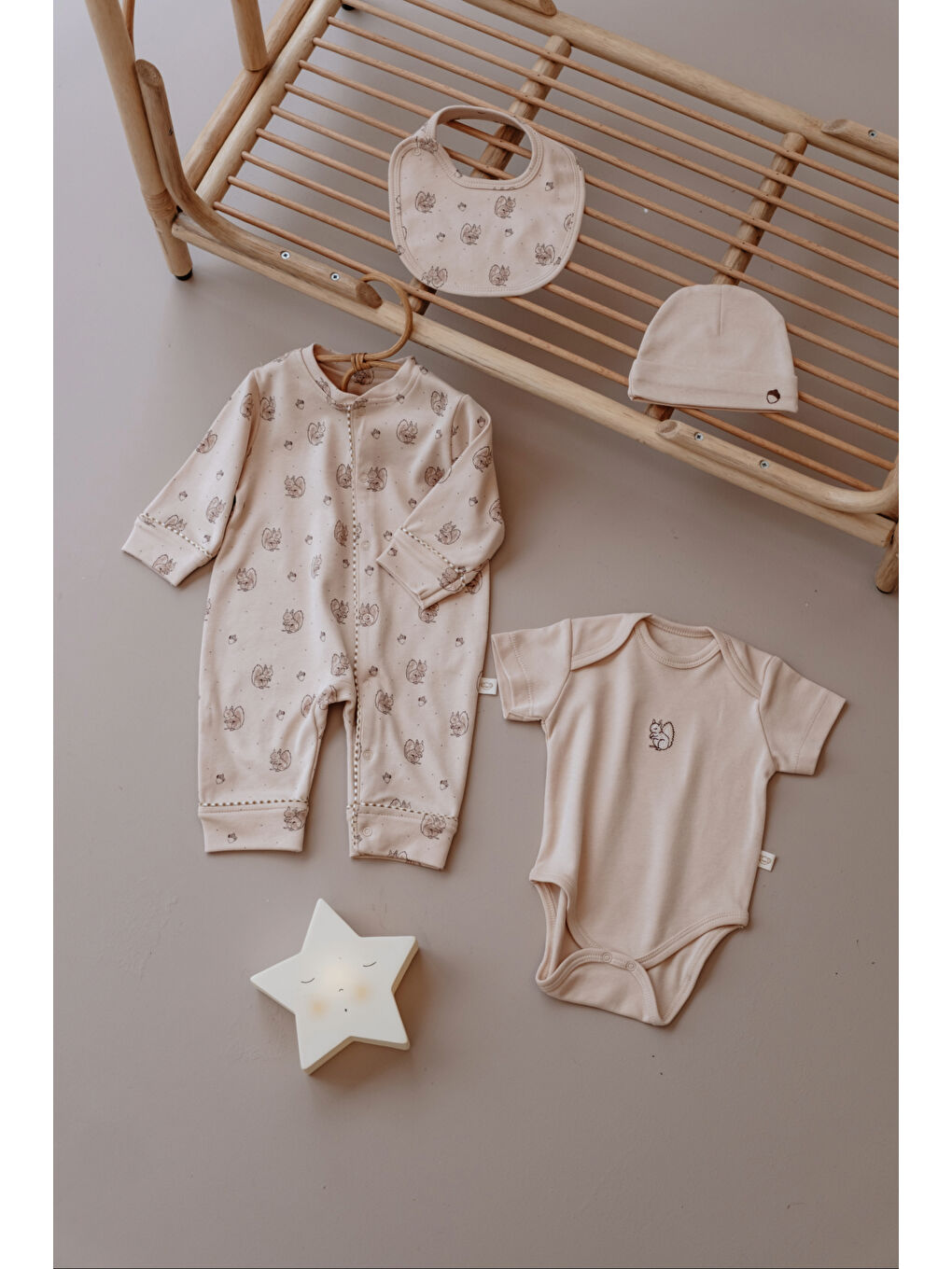 Bej Sincap Serisi 4lü Yenidoğan Set (0-3 Ay)-1