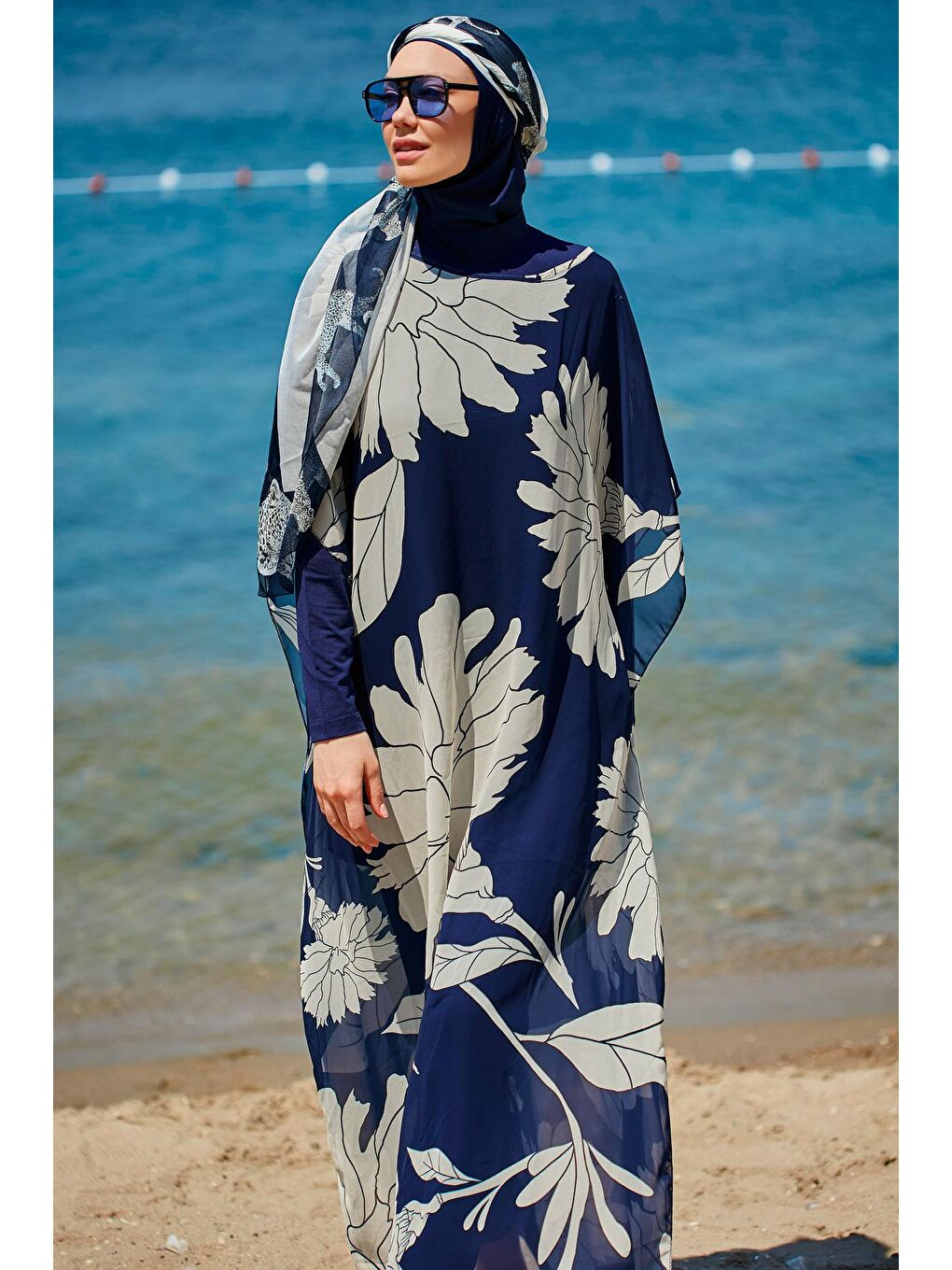 Çiçekli Lacivert Pareo Kaftan P2348-1