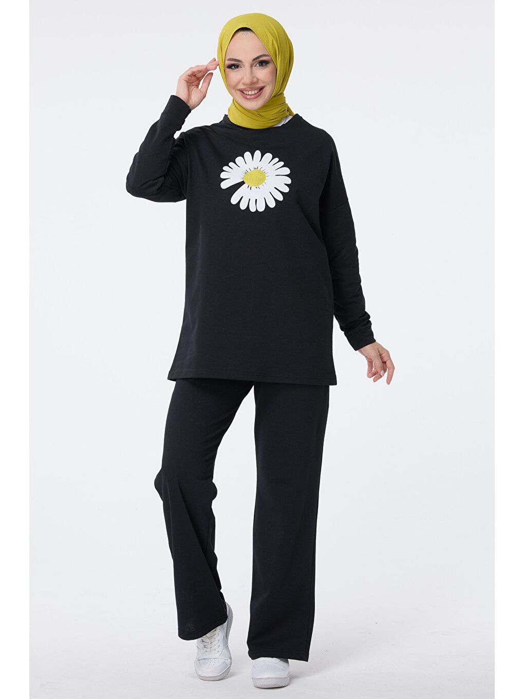 Bisiklet Yaka Kadın Siyah Eşofman Takımı - 13061-1