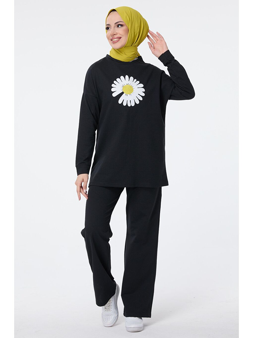 Bisiklet Yaka Kadın Siyah Eşofman Takımı - 13061-3