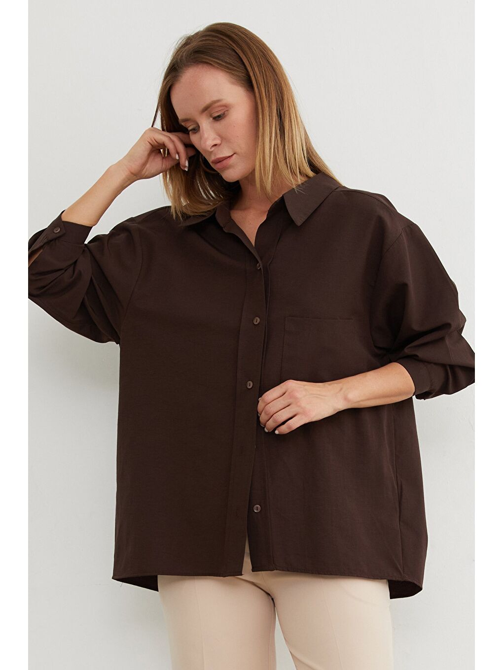 Kahverengi Basic Tek Cepli Oversize Gömlek-3