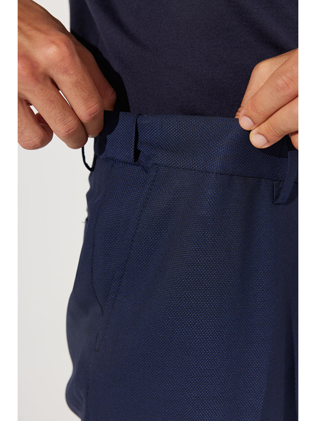 Erkek Lacivert Slim Fit Dar Kesim Mono Yaka Armürlü Takım Elbise-7