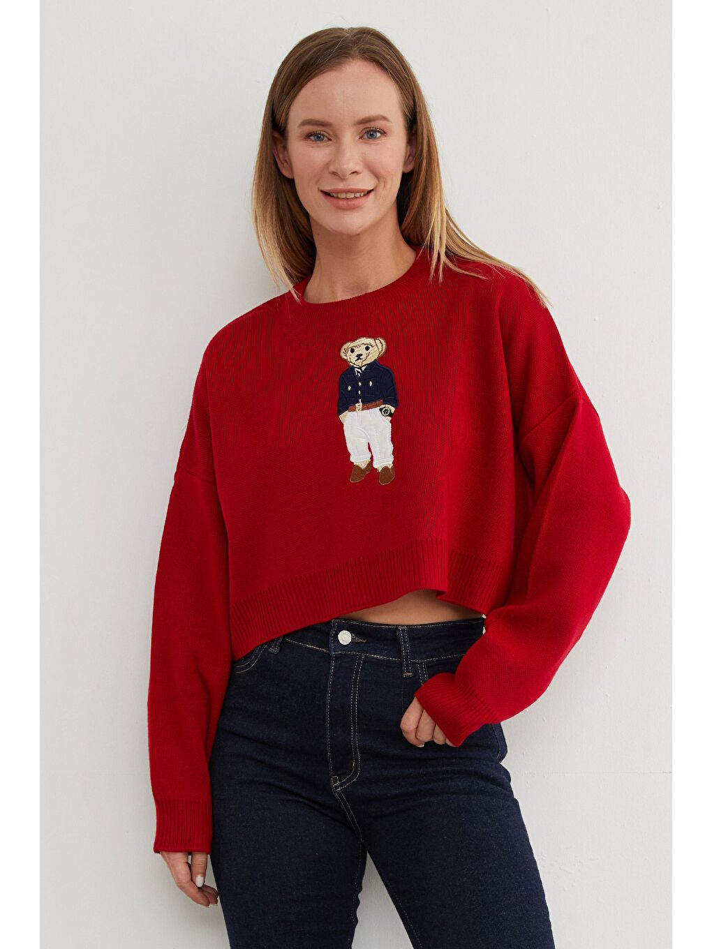 Kırmızı Ayıcık Nakışlı Oversize Crop Kazak