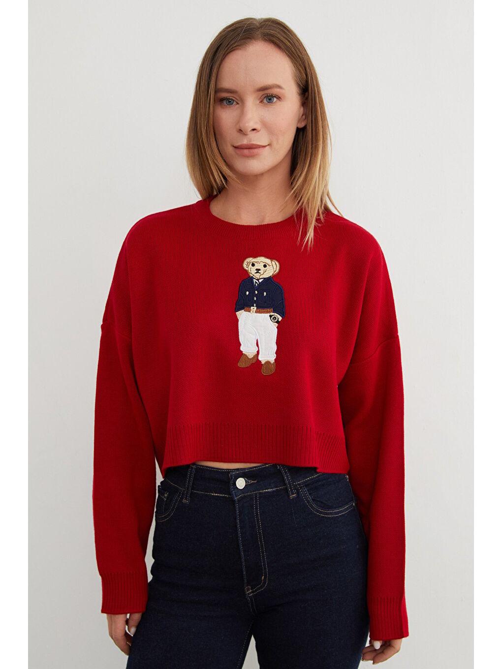 Kırmızı Ayıcık Nakışlı Oversize Crop Kazak-1