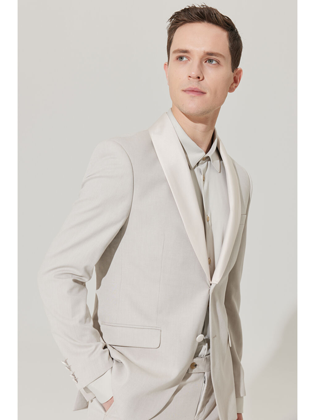 Erkek Bej Slim Fit Dar Kesim Şal Yaka Diyagonal Desenli Smokin Takım-4