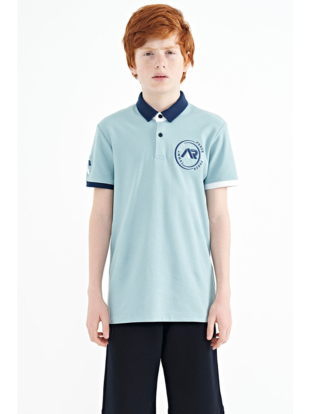 Açık Mavi Kol Ucu Renkli Logo Nakışlı Standart Kalıp Polo Yaka Erkek Çocuk Tişört - 11138