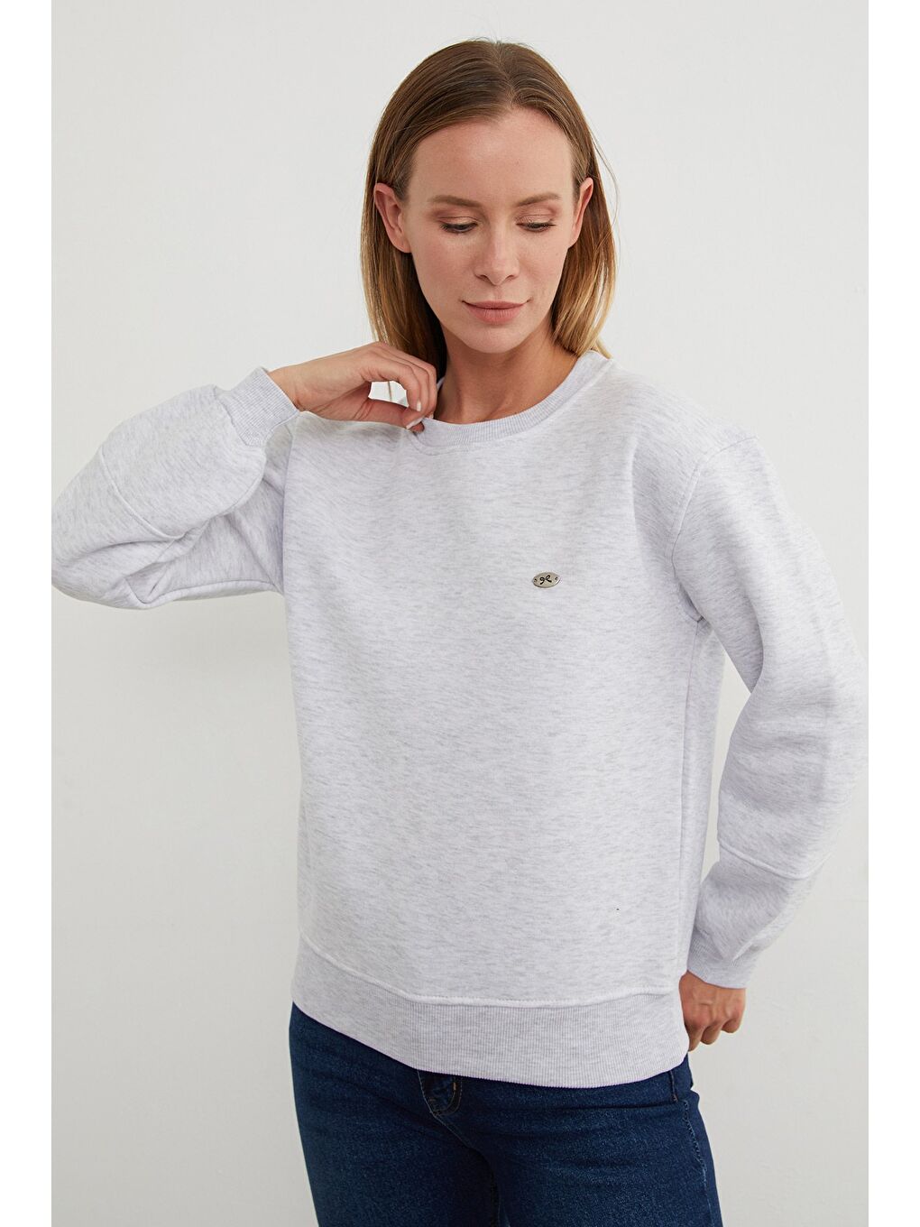 Gri 3 İplik Metal Aksesuar Detaylı Sweatshirt-1