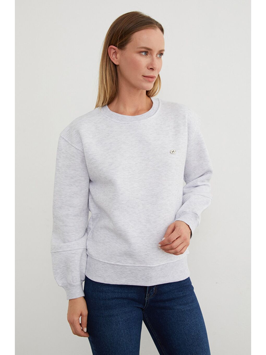 Gri 3 İplik Metal Aksesuar Detaylı Sweatshirt-2