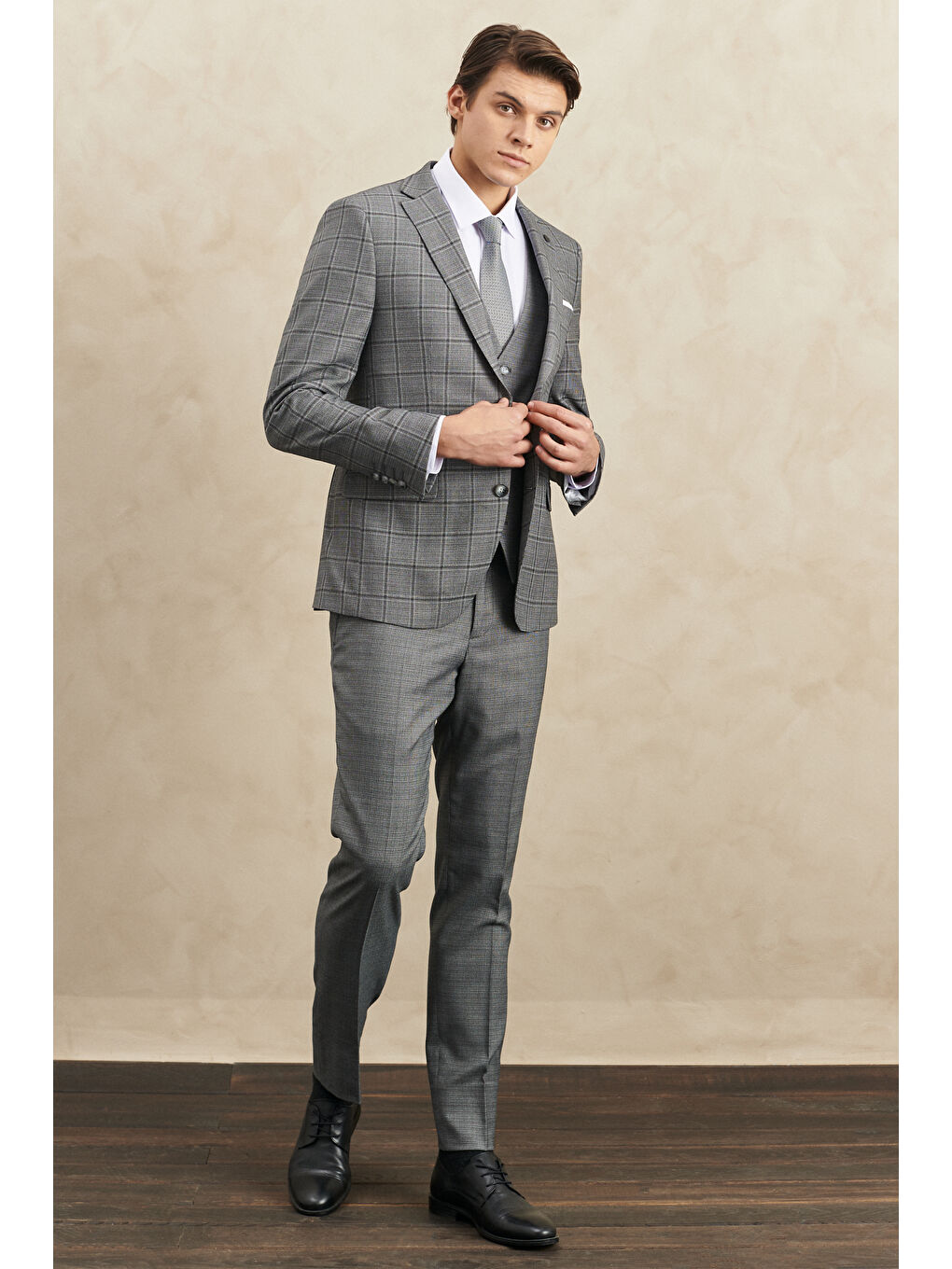 Erkek Gri Slim Fit Dar Kesim Mono Yaka Kareli Yelekli Klasik Takım Elbise-5