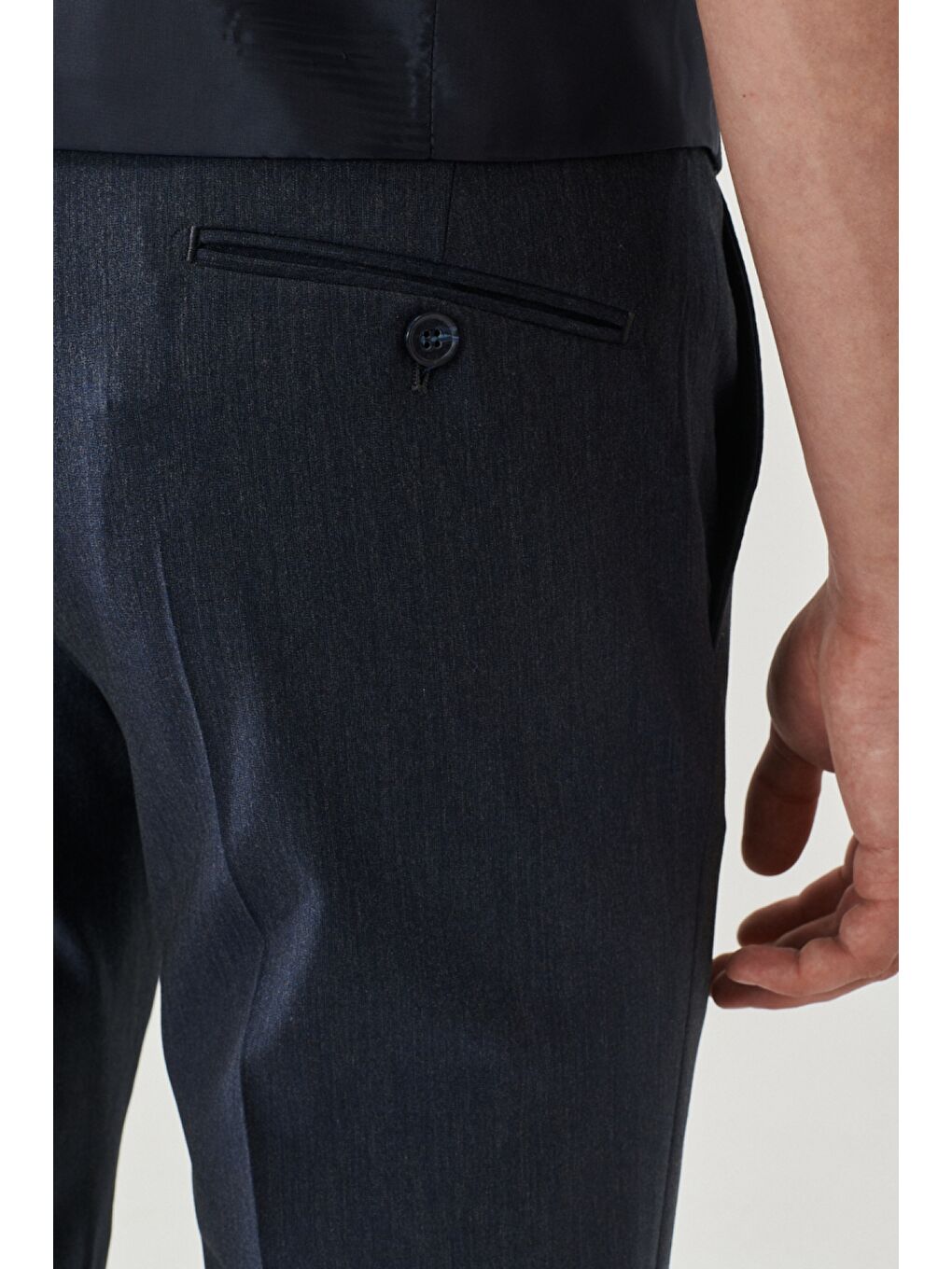 Erkek Lacivert Slim Fit Dar Kesim Mono Yaka Düz Yelekli Klasik Takım Elbise-4