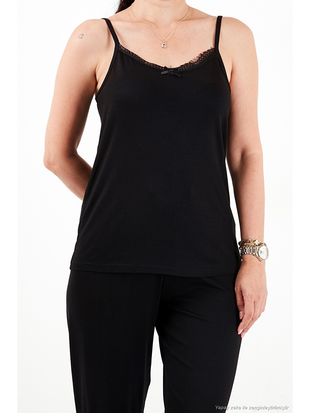 Siyah Dantel Detaylı İp Askılı Kadın Pijama Takımı 6578000-4