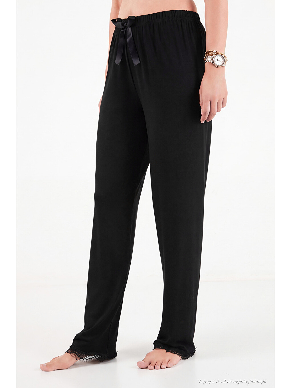 Siyah Dantel Detaylı İp Askılı Kadın Pijama Takımı 6578000-5