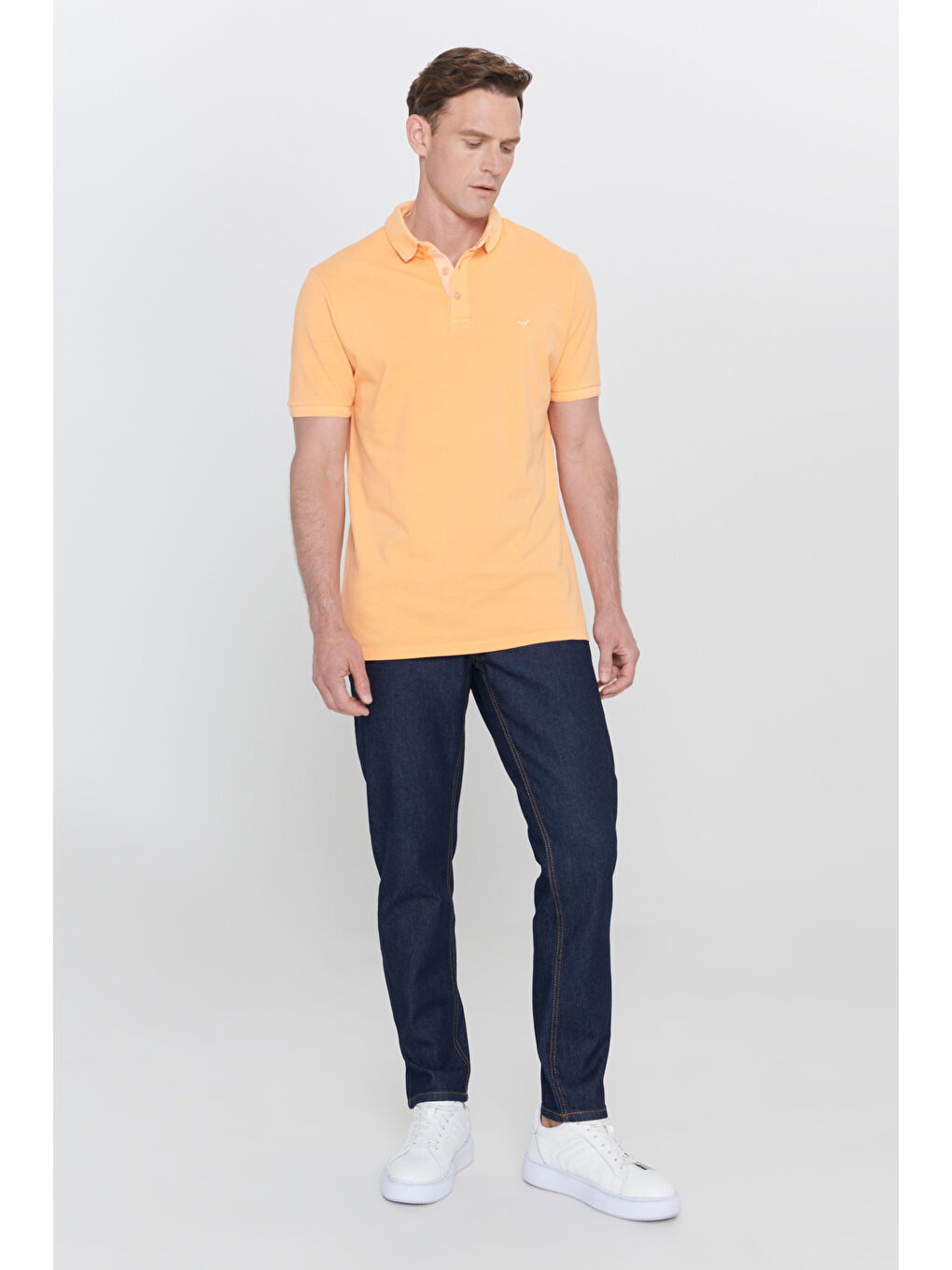 Erkek Turuncu Slim Fit Dar Kesim Polo Yaka %100 Pamuk Kısa Kollu Desenli Tişört-1