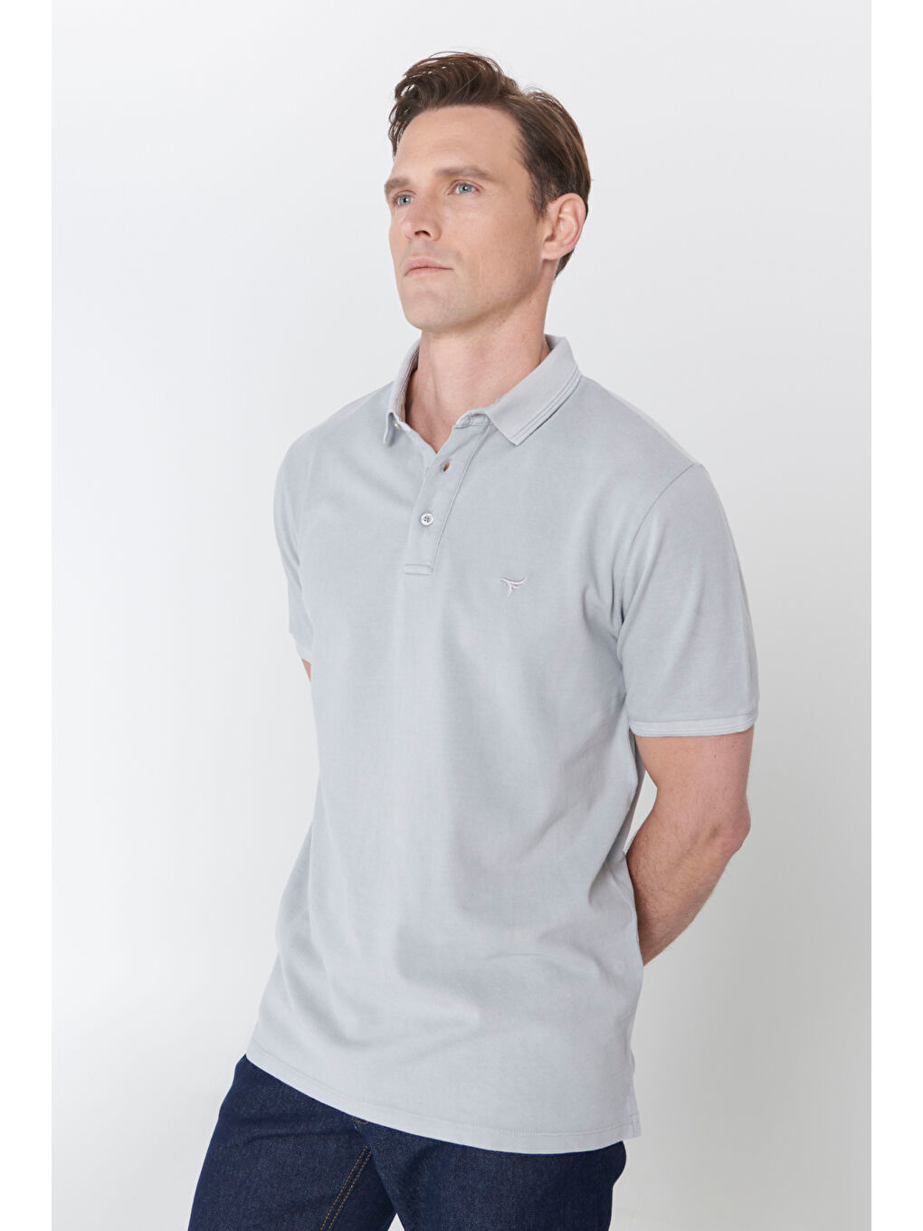 Erkek Gri Slim Fit Dar Kesim Polo Yaka %100 Pamuk Kısa Kollu Desenli Tişört-2