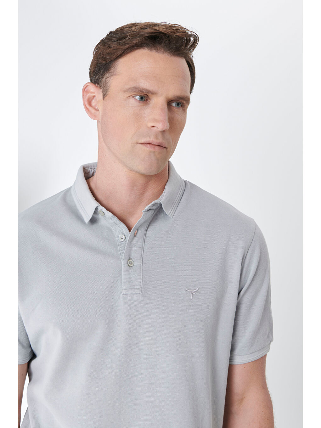 Erkek Gri Slim Fit Dar Kesim Polo Yaka %100 Pamuk Kısa Kollu Desenli Tişört-4