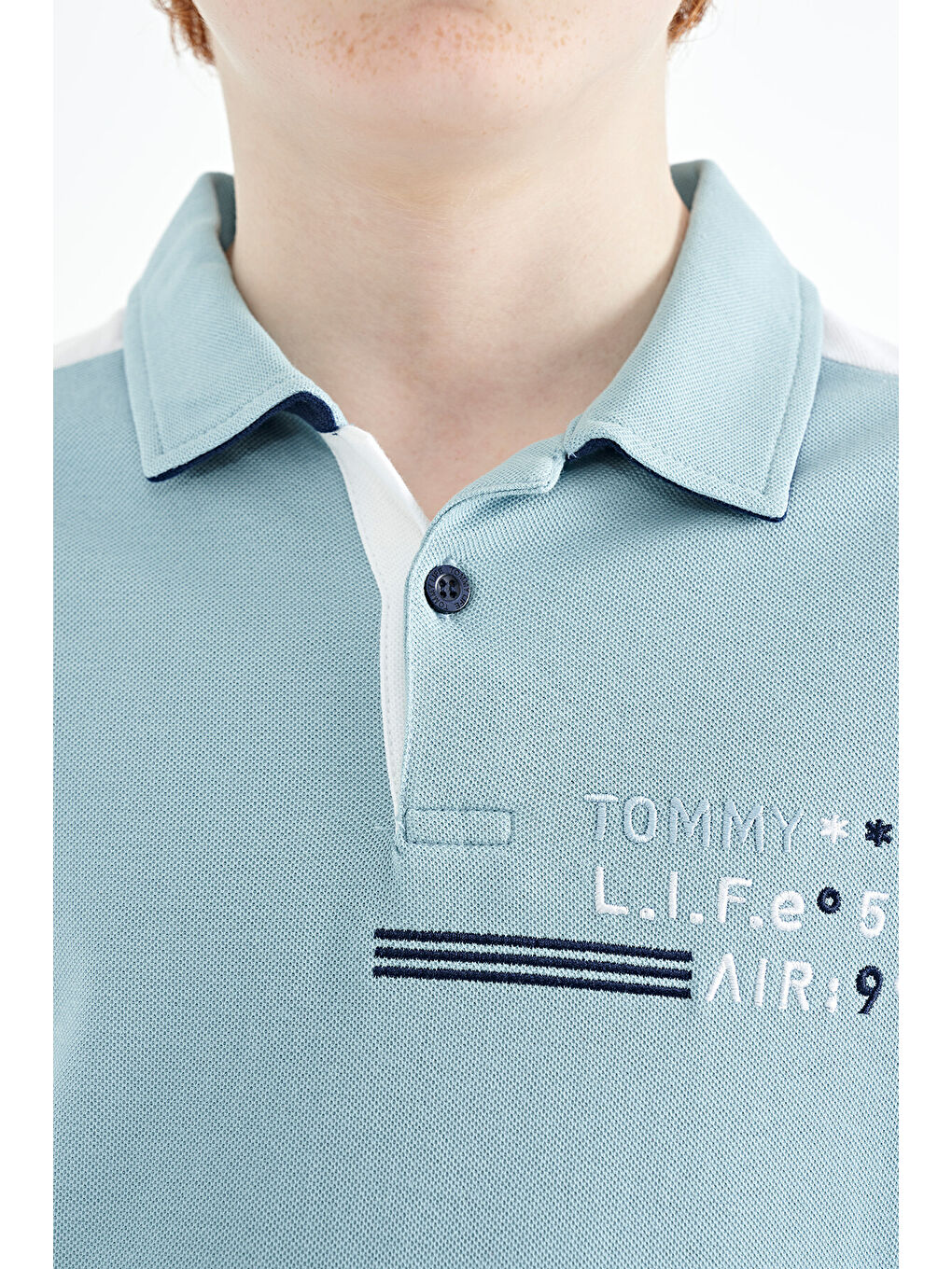 Açık Mavi Renk Bloklu Omuz Garni Detaylı Standart Kalıp Erkek Çocuk Tişört - 11155-2