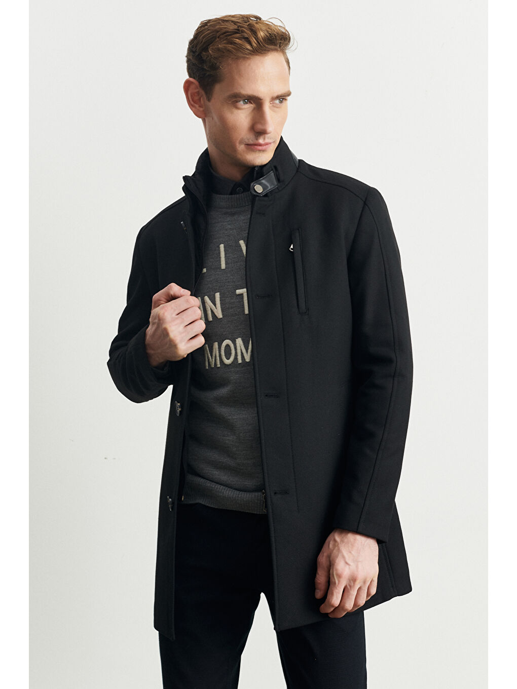 Erkek Siyah Standart Fit Normal Kesim İçi Çıkma Yelekli Yünlü Kışlık Kaban-1