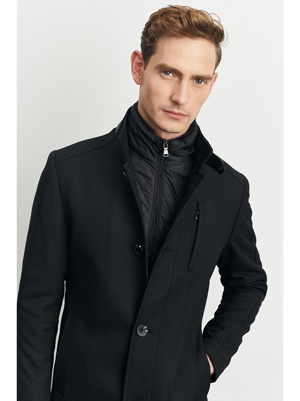 Erkek Siyah Standart Fit Normal Kesim İçi Çıkma Yelekli Yünlü Kışlık Kaban-2