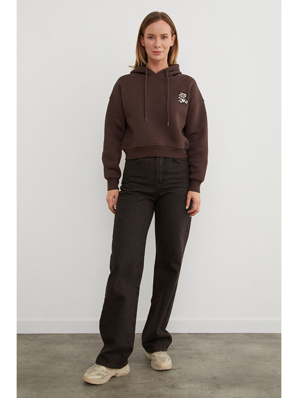 Kahverengi 3 İplik Ayıcık Nakışlı Kapüşonlu Sweatshirt-4