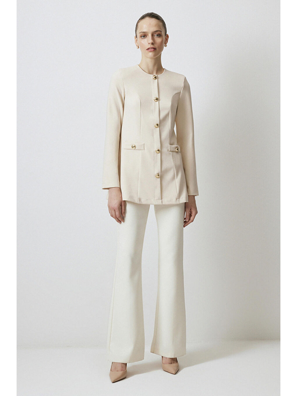 Bej Gold Düğme Detaylı Krep Tunik