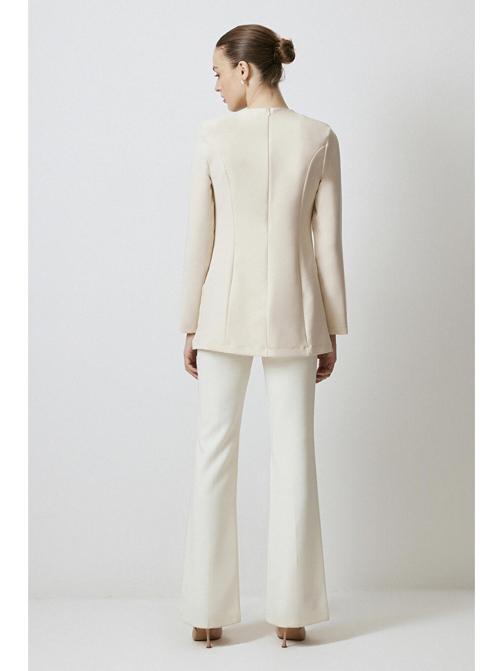 Bej Gold Düğme Detaylı Krep Tunik-3