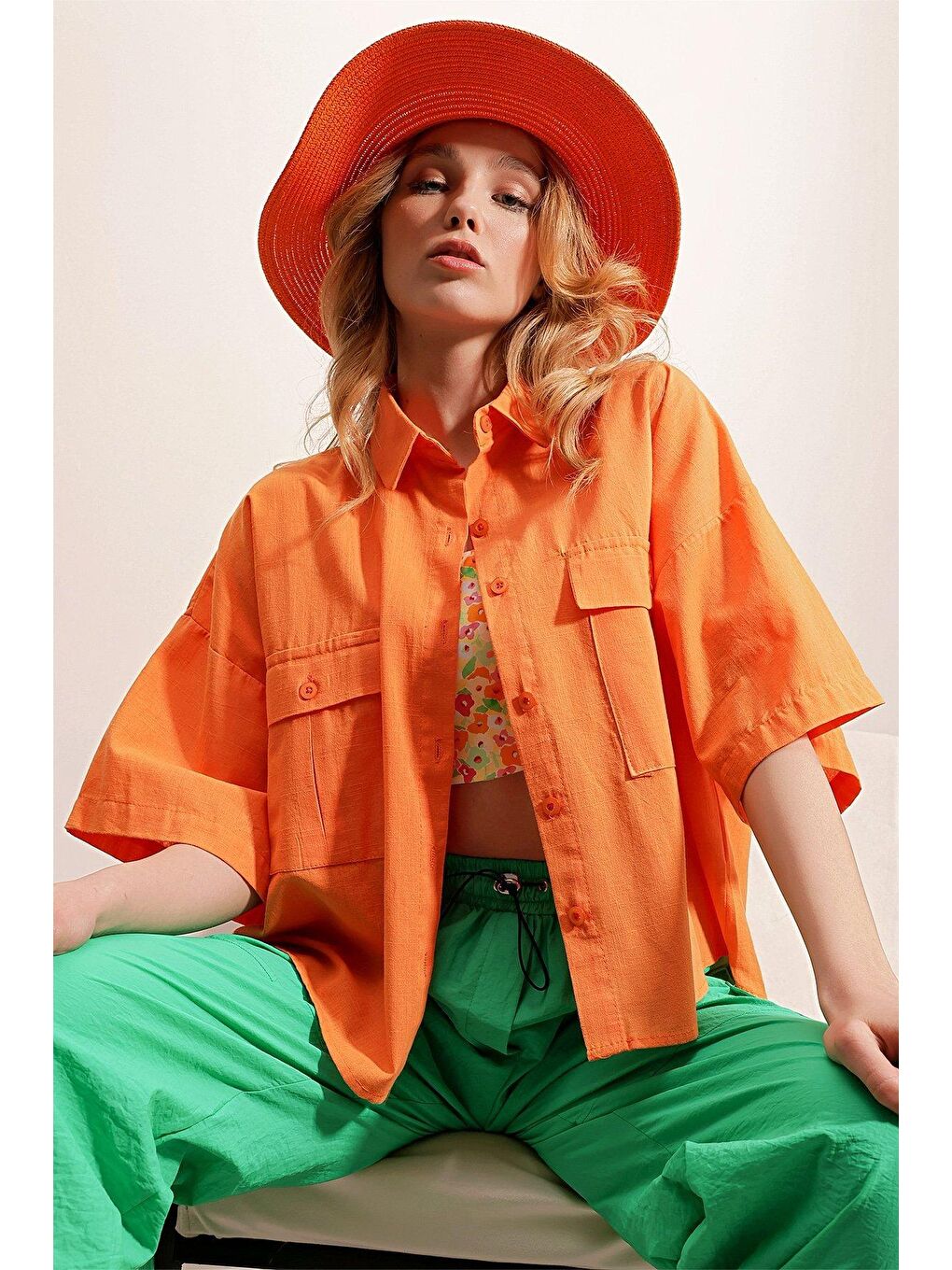 Turuncu Çift Cep Kısa Kol Gömlek