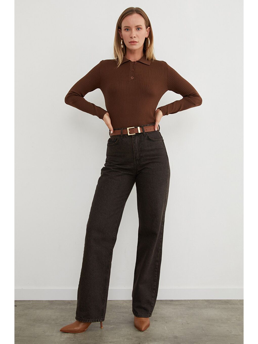 Kahverengi Fitilli Polo Yaka Yarım Düğmeli Triko Kazak-1