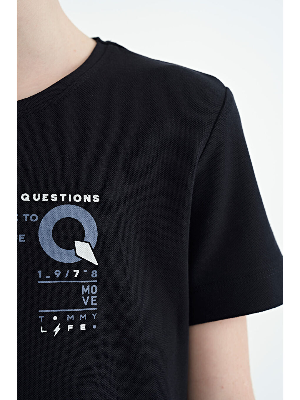 Lacivert Baskı Detaylı O Yaka Standart Kalıp Erkek Çocuk Tişört - 11145-4