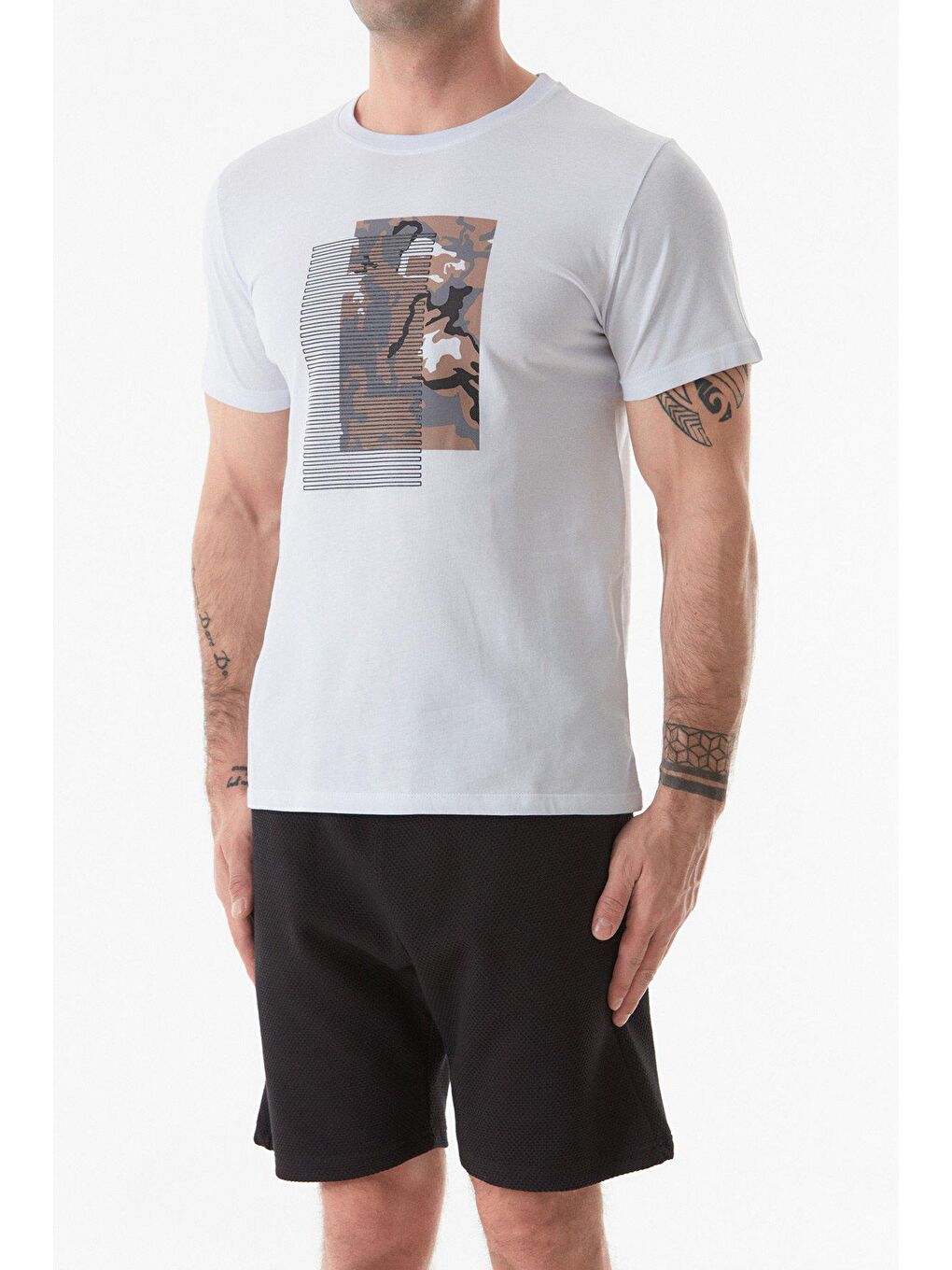 Beyaz Baskılı Bisiklet Yaka Tişört-4