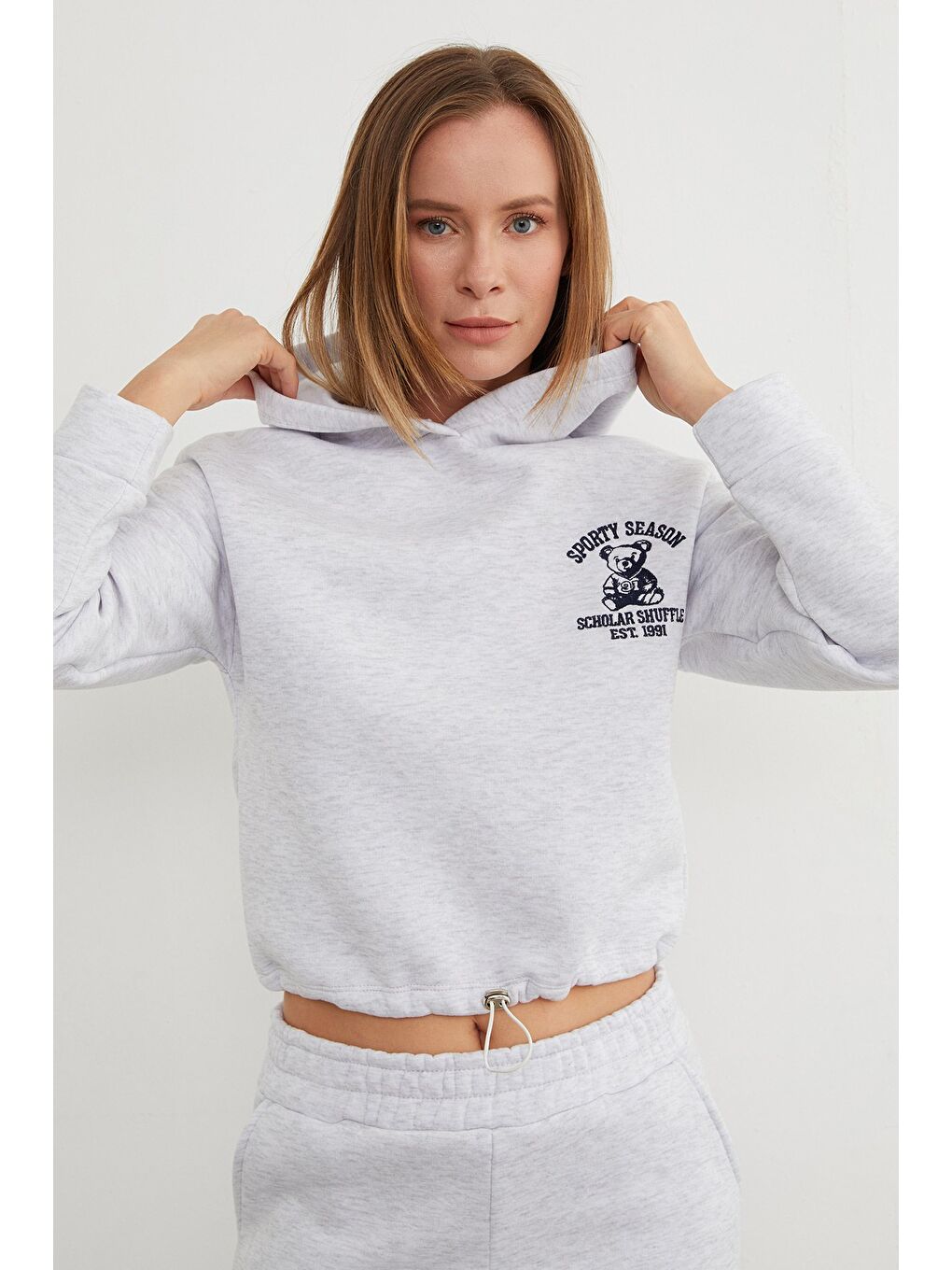 Gri 3 İplik Ayıcık Nakışlı Kapüşonlu Jogger Eşofman Takımı-4