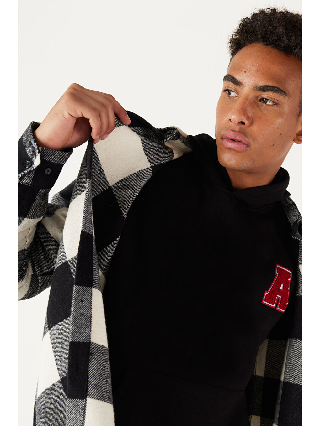 Lila Erkek Ekru-Siyah Comfort Fit Geniş Kesim Düğmeli Yaka Ekose Desenli Flanel Oduncu Gömlek-3