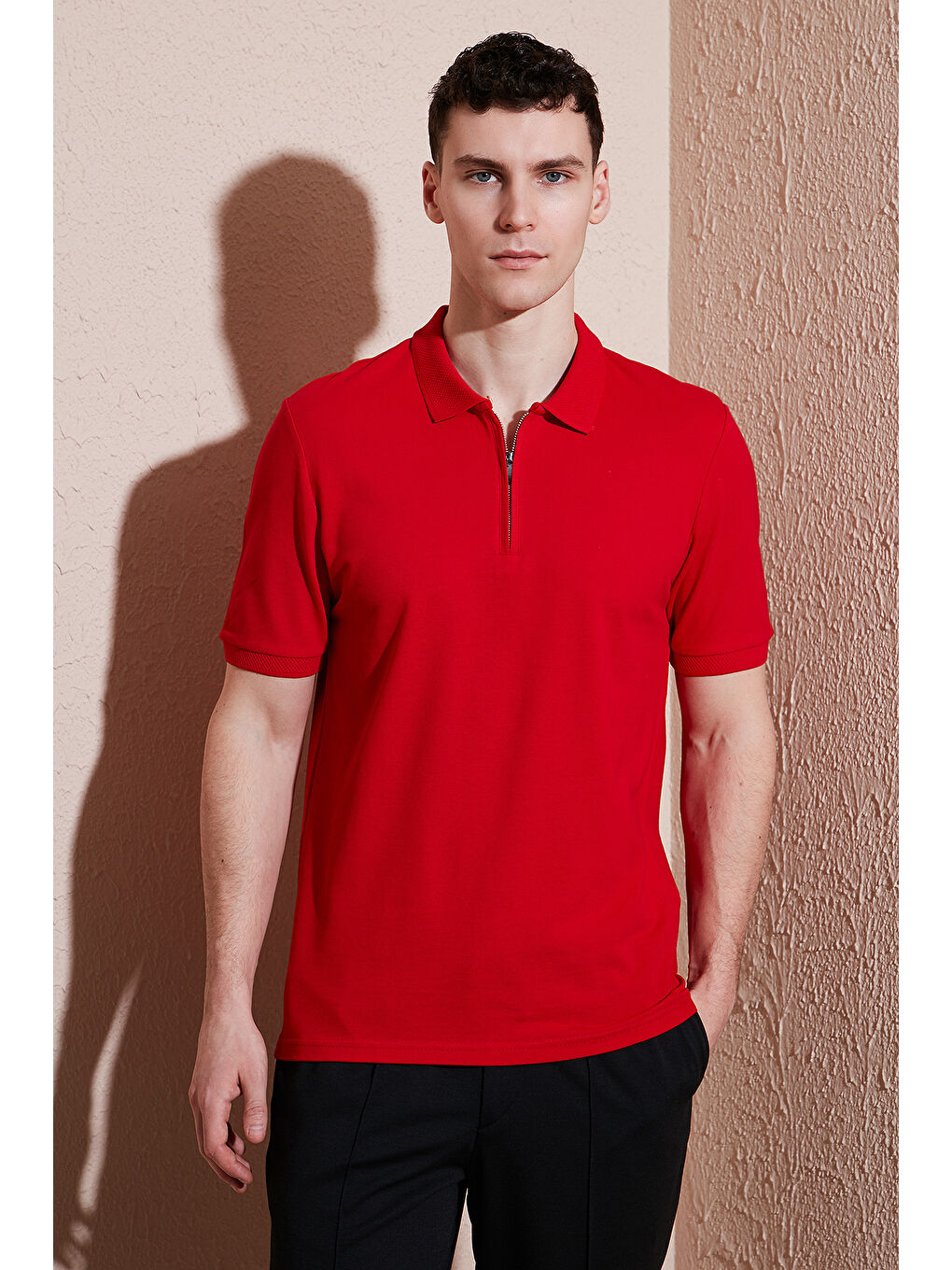 Kırmızı Pamuklu Regular Fit Yarım Fermuarlı Polo Yaka %100 Pamuk Tişört 5903008