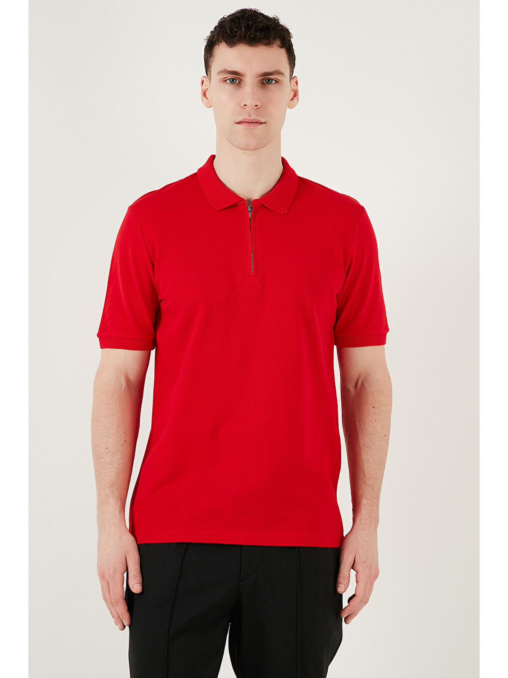 Kırmızı Pamuklu Regular Fit Yarım Fermuarlı Polo Yaka %100 Pamuk Tişört 5903008-3