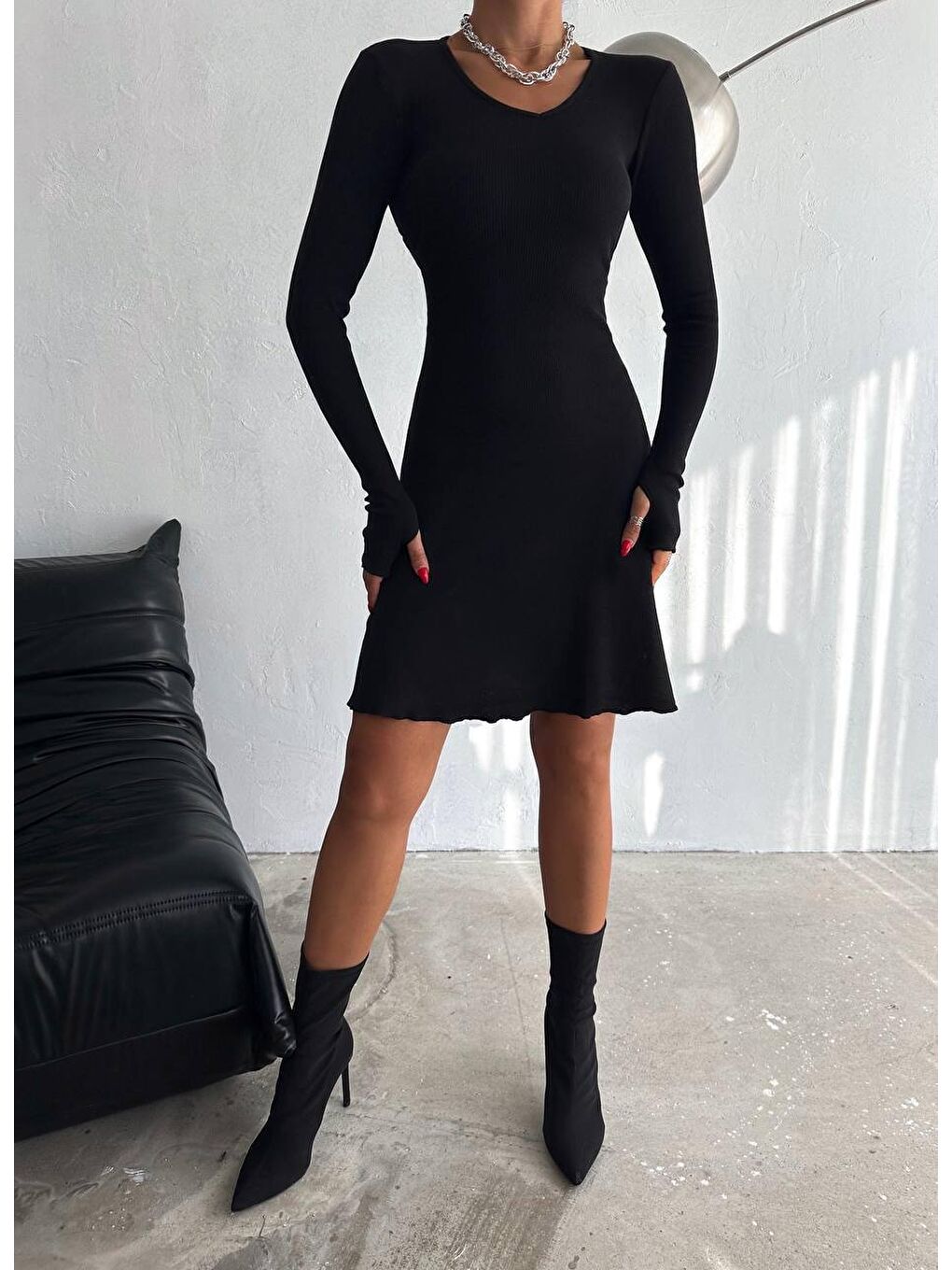 Siyah Sırt Detay Kaşkorse Elbise-1