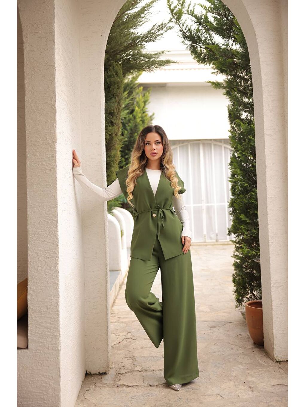 Yeşil Kadın Uzun Yelek Bol Paça Palazzo Pantolon Yelekli Takım-2